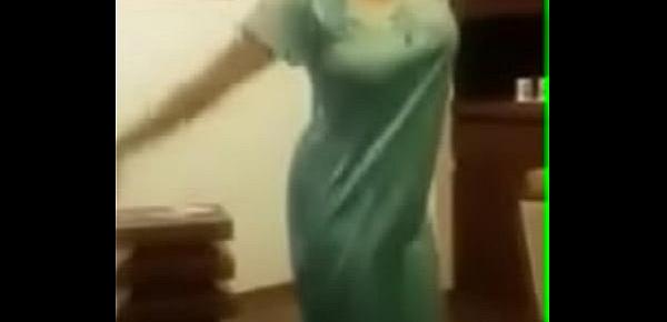  Tamil Girl dance